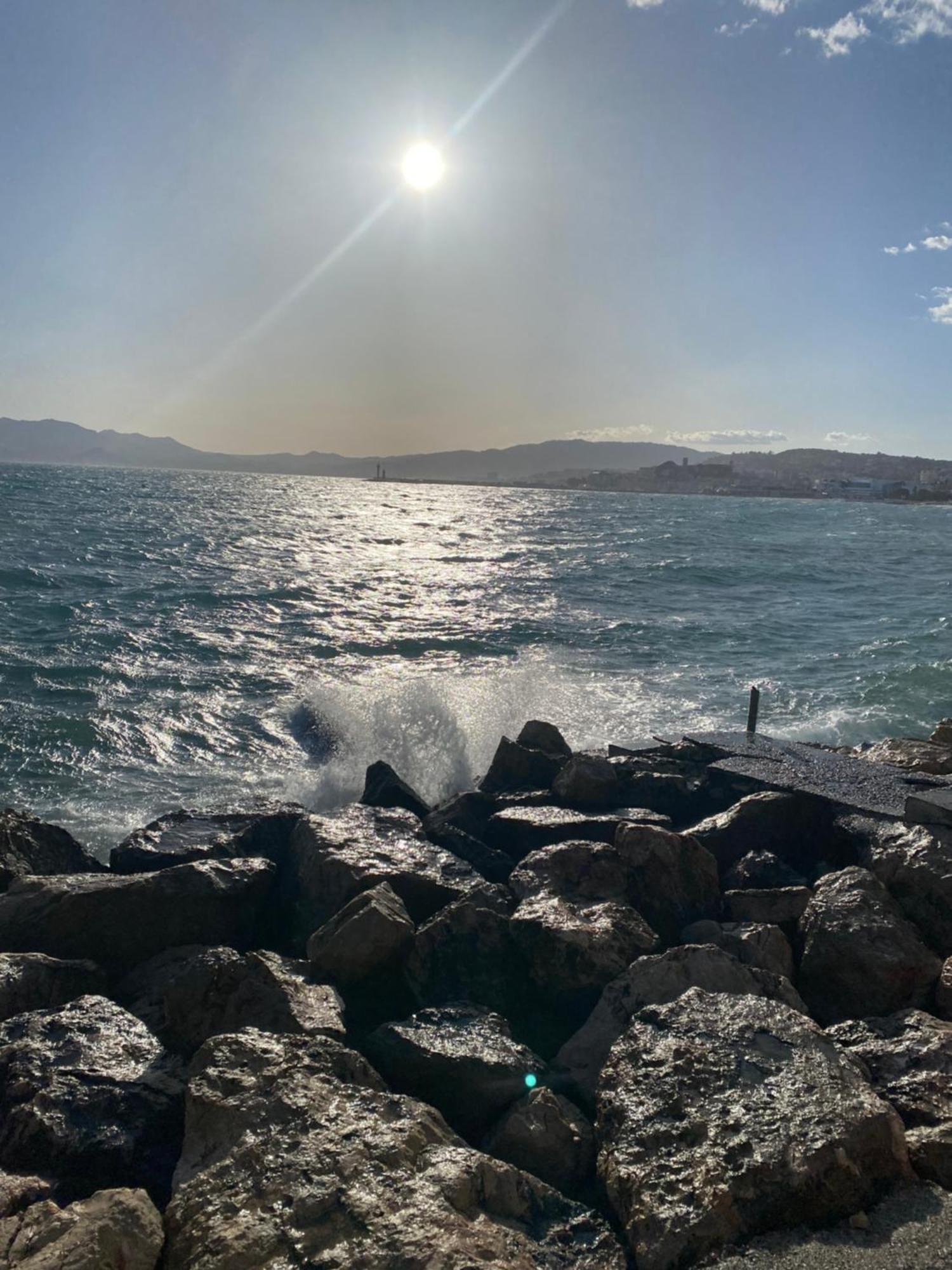 Bord De Mer, Terrasse, Tout A Pieds Кан Екстериор снимка